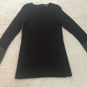 Nic & Zoe top with Studded Cuffs